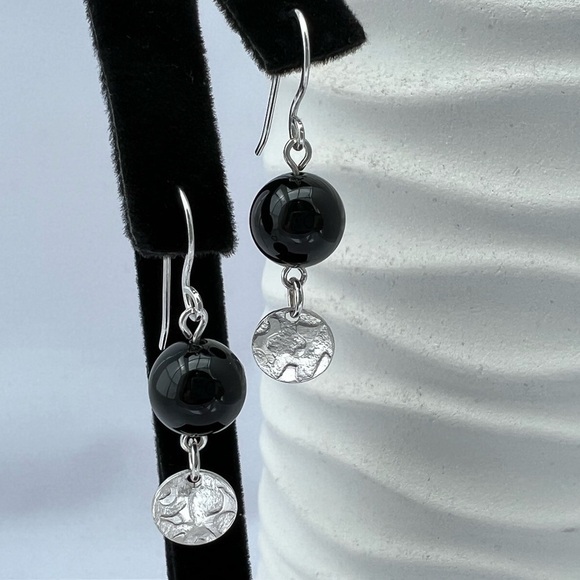 Artisan Black Onyx with Embossed Sterling Silver Disk Earrings - Picture 14 of 15